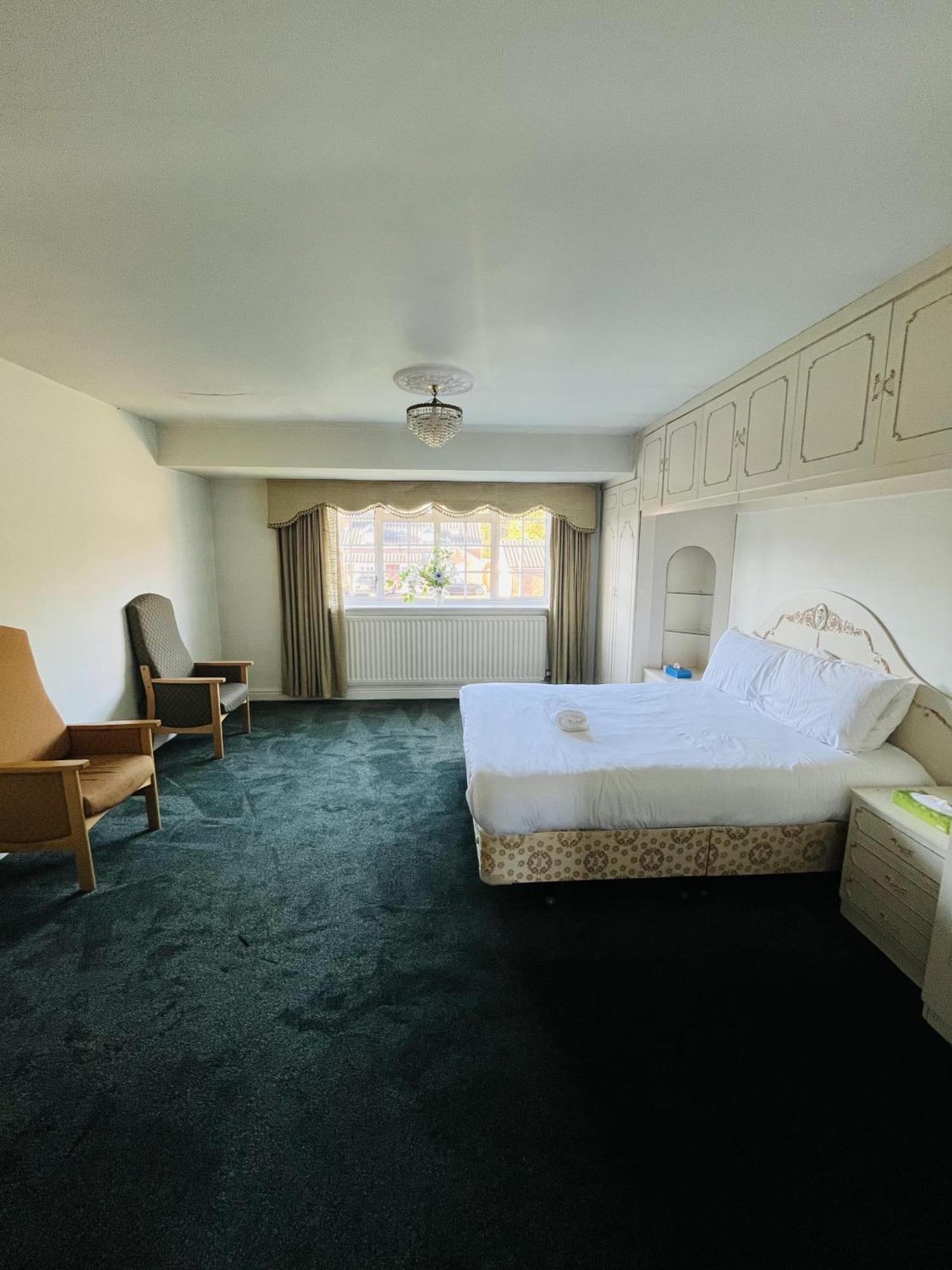 Unwind In Comfort At Cosy Caradus Free Parking Birmingham Exterior foto