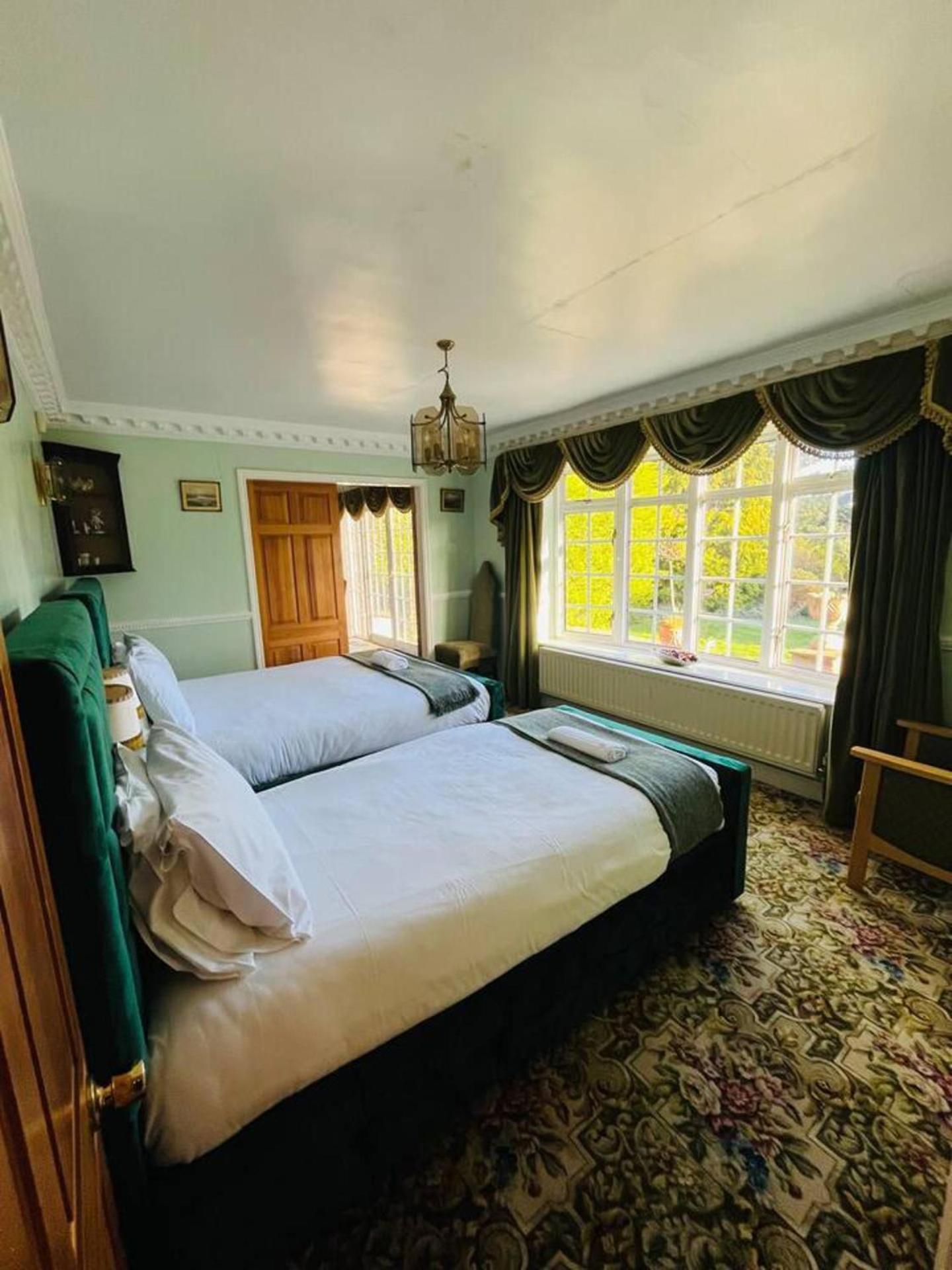 Unwind In Comfort At Cosy Caradus Free Parking Birmingham Exterior foto
